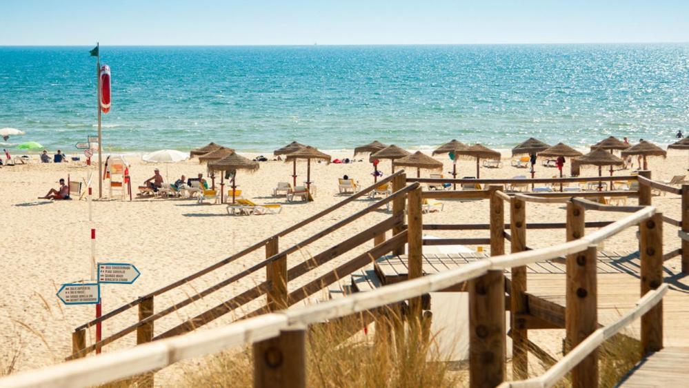 Apartamento Vista Mar Algarve Монте Гордо Екстериор снимка